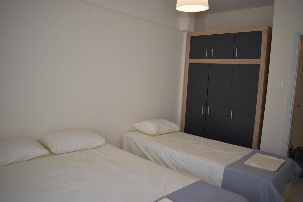 Nearby The Sea Apartment Аспровалта Екстериор снимка