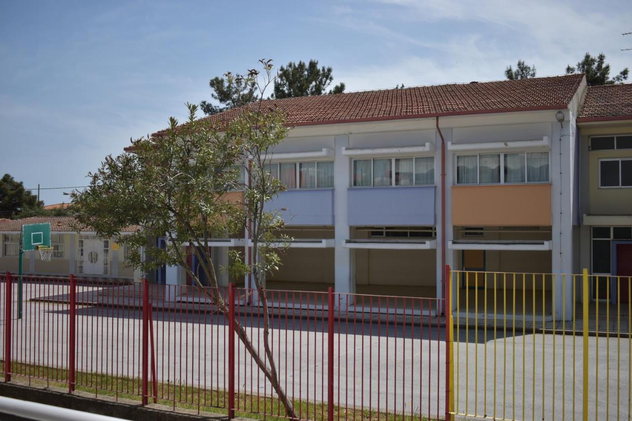 Nearby The Sea Apartment Аспровалта Екстериор снимка