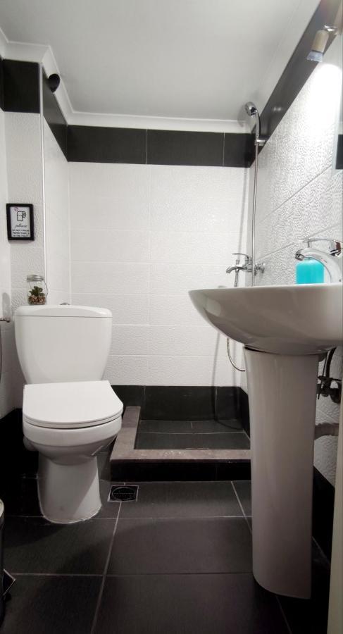 Nearby The Sea Apartment Аспровалта Екстериор снимка