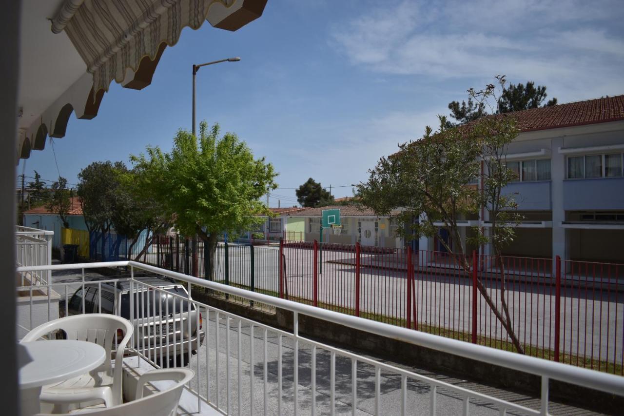 Nearby The Sea Apartment Аспровалта Екстериор снимка